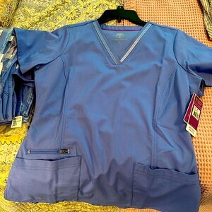 Uniform Scrub top MED NWT